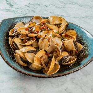 Almejas en Salsa de Frijol Negro